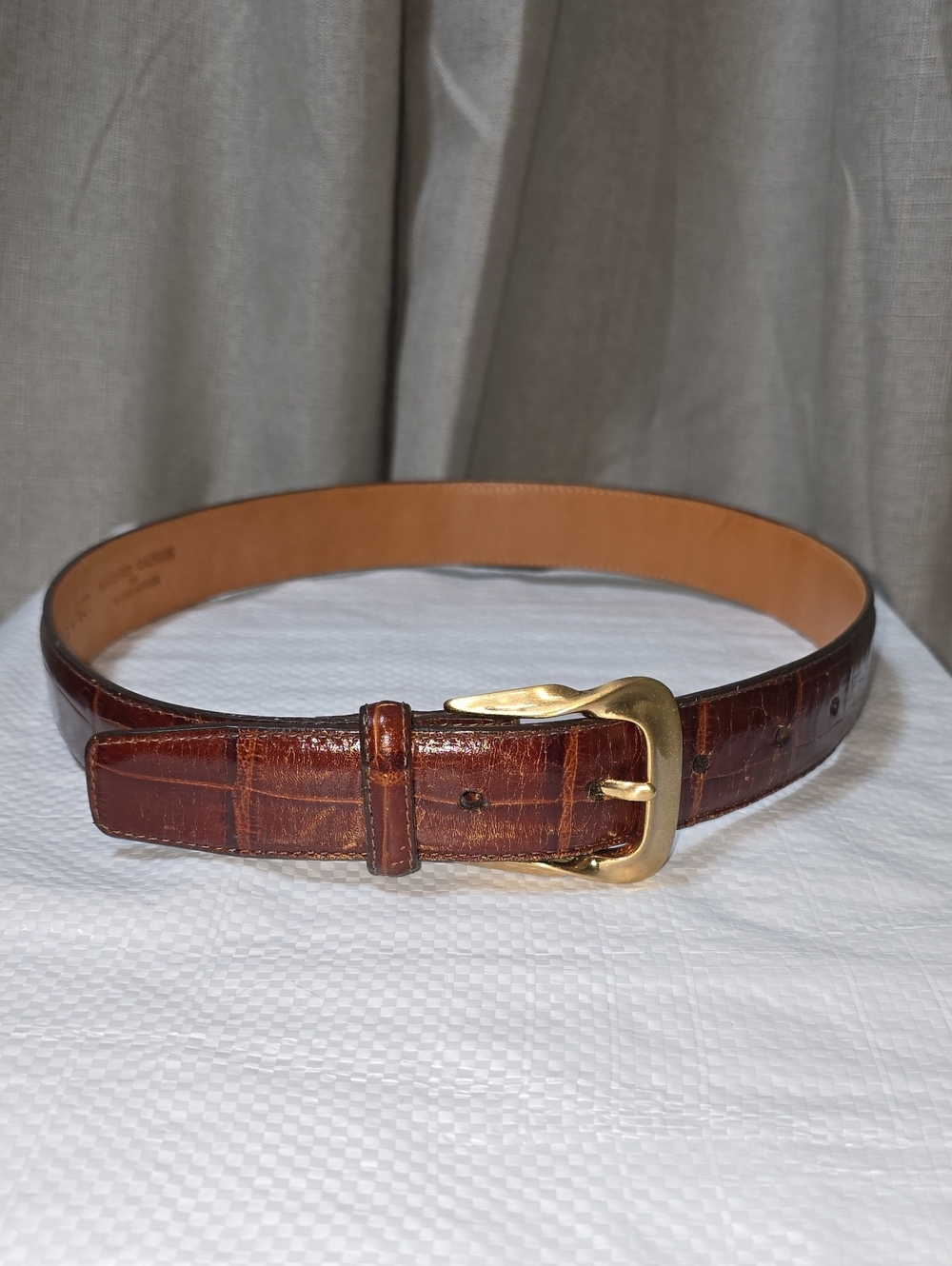 VTG 1991 Brighton 41907 Brown Croc Embossed Saddle Leather Belt Gold Buckle